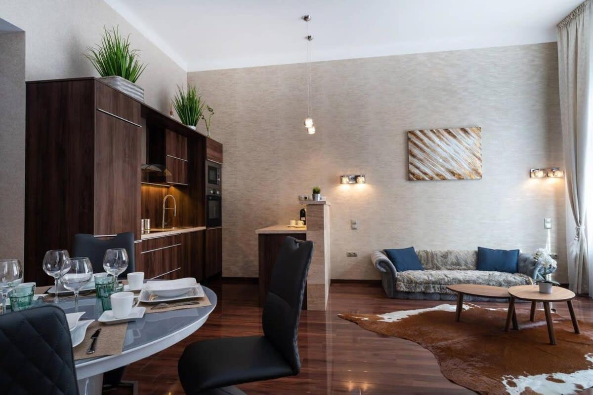 Central Luxy Design Apartment Budapest Exterior photo