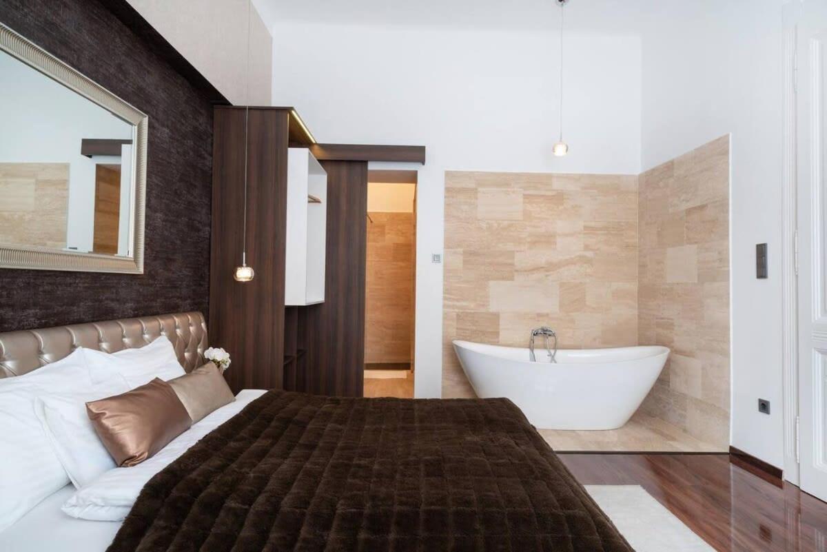 Central Luxy Design Apartment Budapest Exterior photo